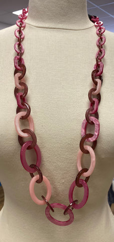 Pink link necklace