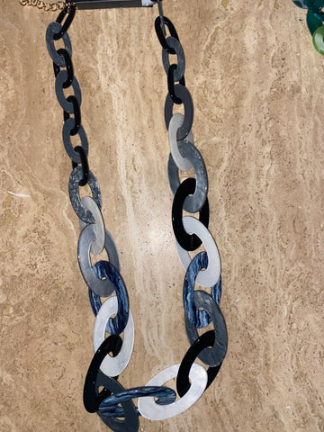 JM Grey and black link necklace